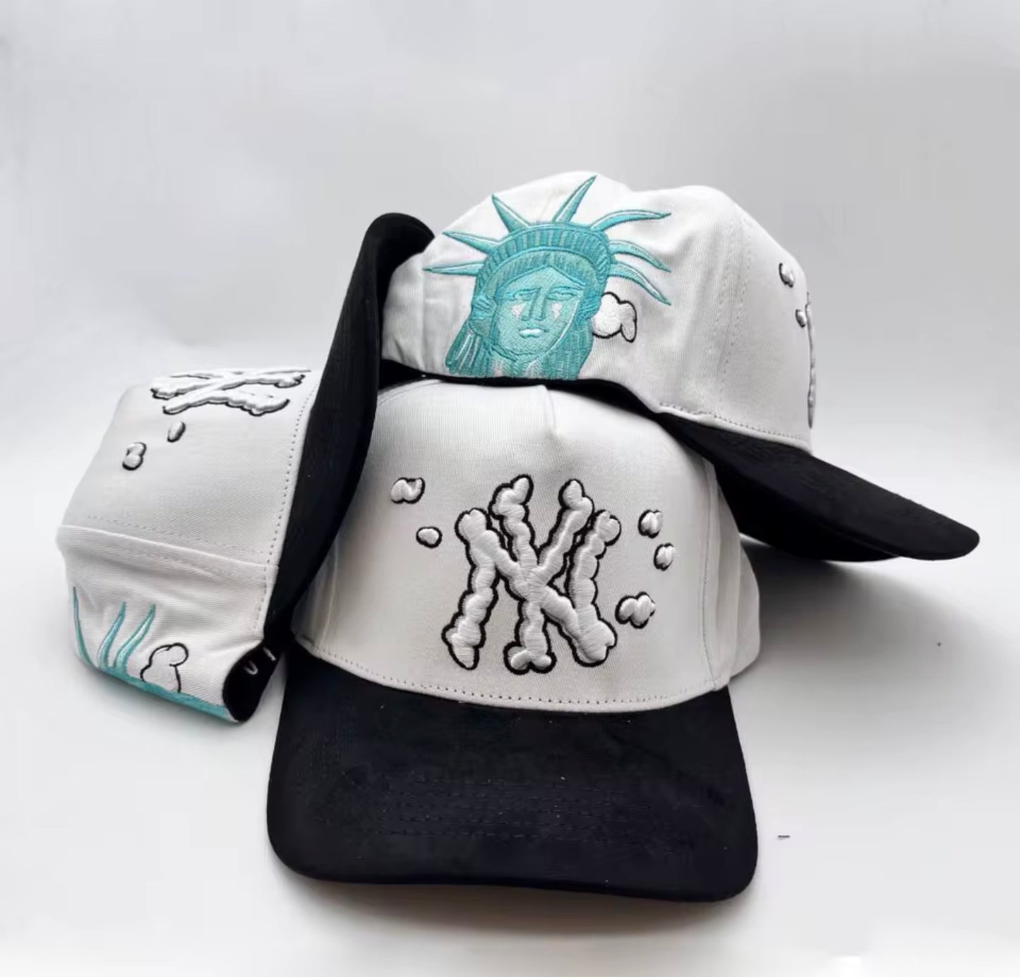 NEW YORK CLOUDS- 31 HATS