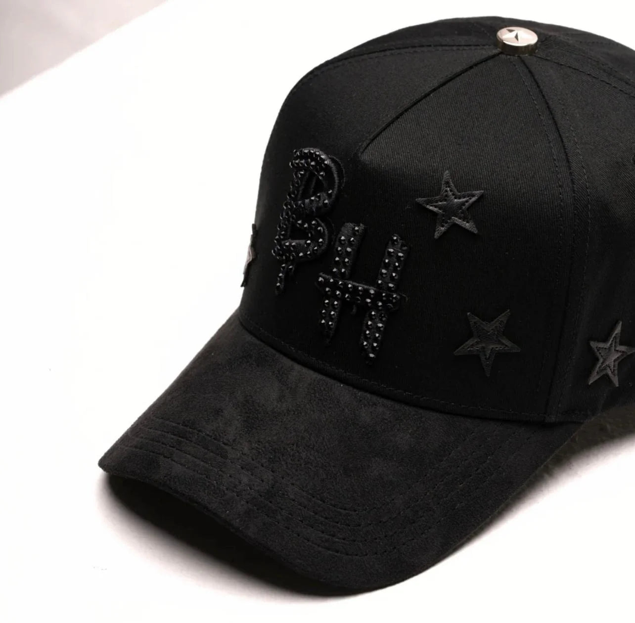 BLACKOUT STARS - BARBAS HATS
